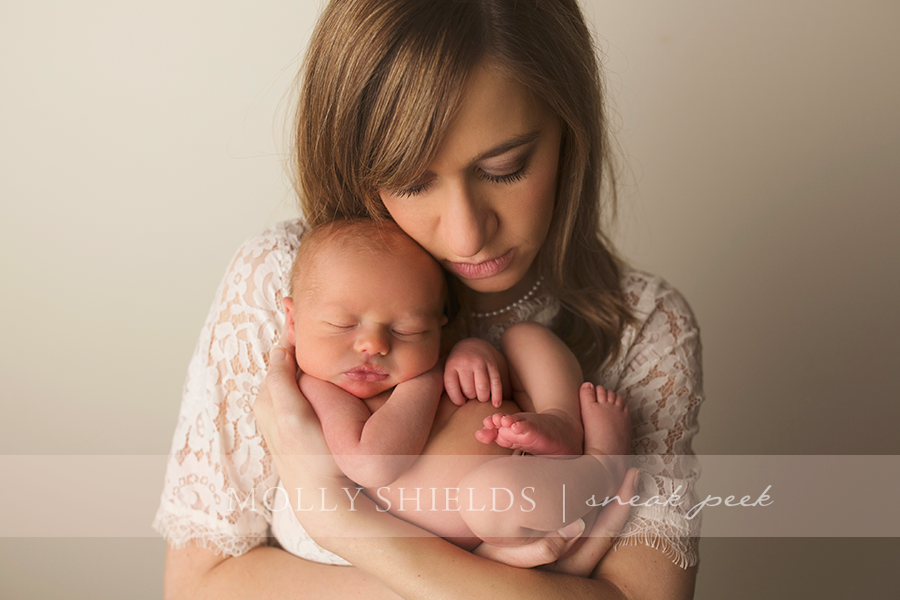 Minneapolis Maternity and Newborn photographer